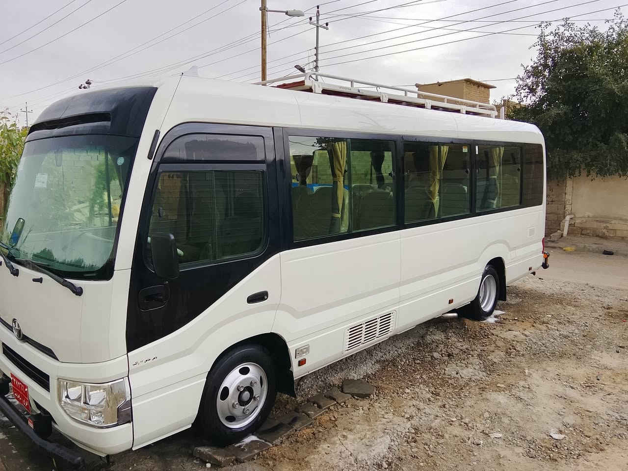 كوستر 2018 سليمانيه كفاله عامه تخم تاير حداديه كلها جاهزه سيبايه درع خلفي امامي جاهزه من كلشي مكان السياره بصره السعر  4 و65 ورقة ***********
