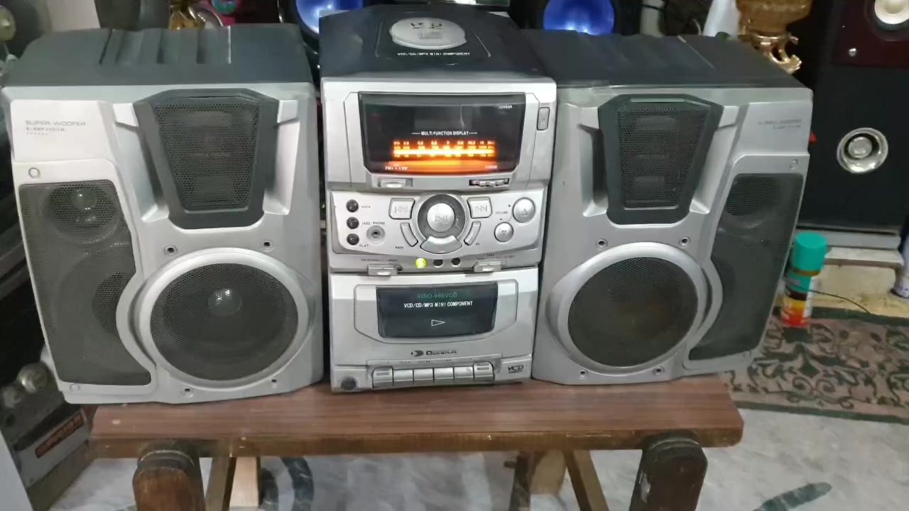 مسجل شغال راديو واواكس موضح بالفديو والصور السعر ٢١ الف مع التوصيل  الحلة مهندسين الاتصال على الخاص او موبايل  ***********  كل الود
