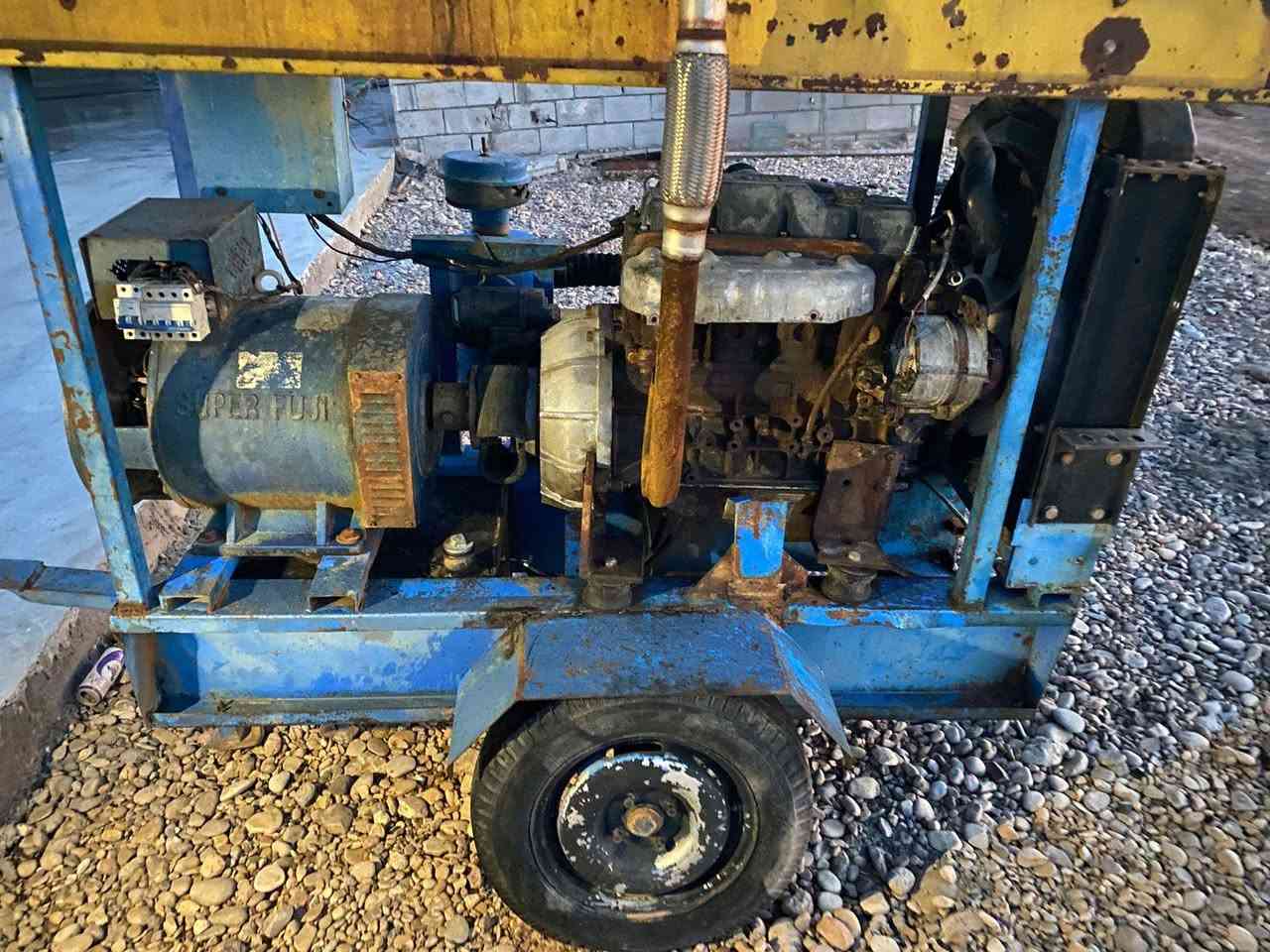 مولد كيه للبيع السعر 14  ورقه بي مجال ***********
