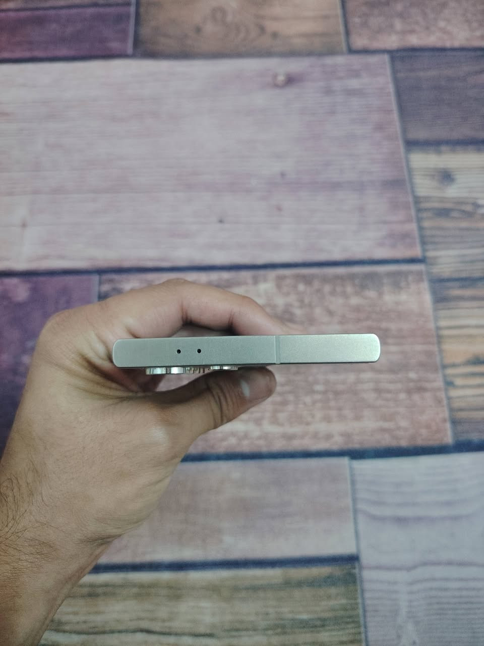 السلام عليكم
من رخصة الادمن 
 جهاز أس 24 آلترا للبيع 
الجهاز ضمان سنتين 
مع كارت وكالة الجبال 
 ضمان استبدال الشاشة 
استخدام شهرين اخذتة بشهر العاشر 
 مكاني بغداد 
سعر مليون 
*********** 
مايعجبك السعر اعبر المنشور والله يرزق الجميع
