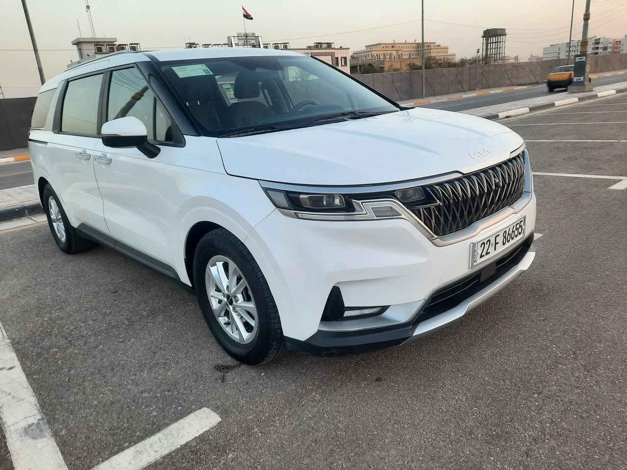 سلام عليكم الاستفسار *********** السعر 225 كيه كرنفال موديل 2022 وارد امريكي حادث نص جملغ امامي نفسه ليبل واحد ولباقي صور الحادث بلمنشور مكفول كفاله عامه السياره جديده جداا. محرك 6سلندر بانزين كير محرك حداديه تبريد مكفولات تخم تأير جديد السياره بررغي مامفتوح بيه موصفات شاشه كامره امامي خلفي بيبان كهرباء اشاره بلمرايه رادارات حساسات خلفيه اماميه تحكم جهتين. بصمه هندربريك بصمه تبريد مركزي بعد بيه موصفات السياره شخط مابيه مكفوله من شخط وبارد رقم اربيل نكليزي سنويه وهزه جديده اسعر 225
