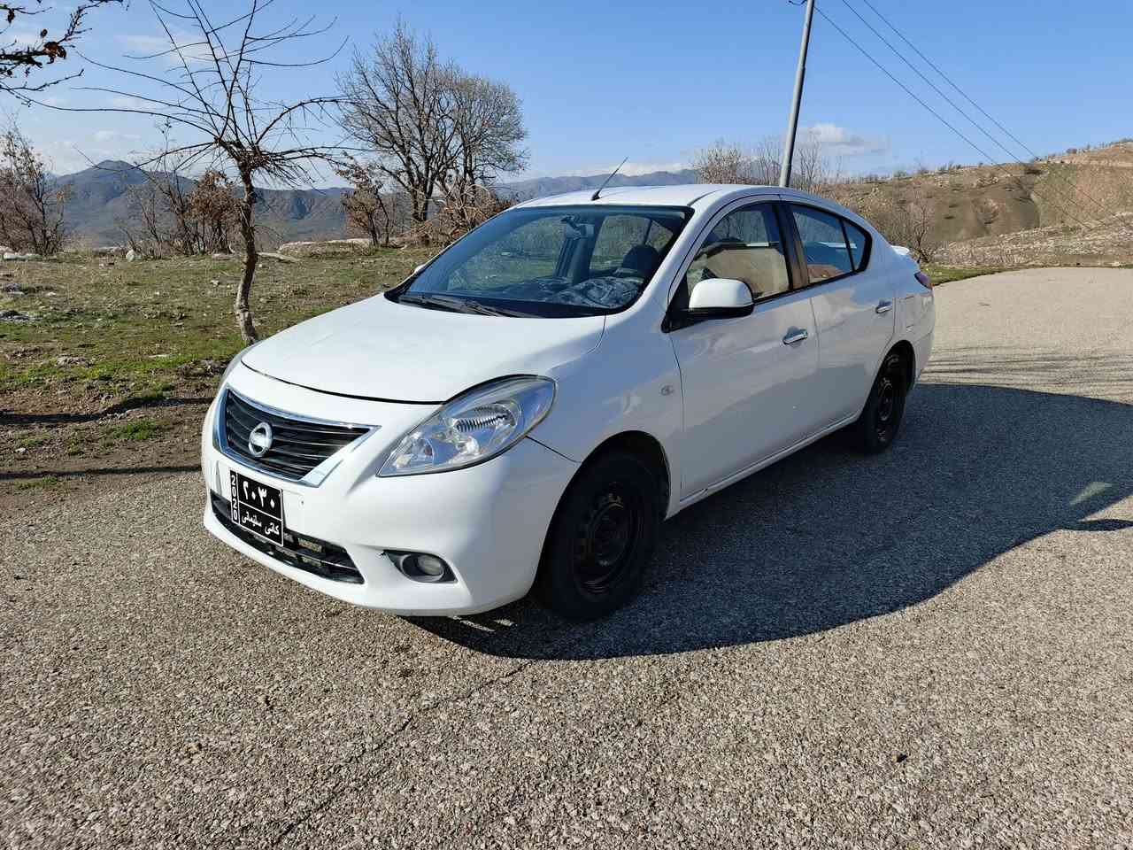 نيسان له كشميباى مؤديل 2014 براوه دووبه ى هه موو كيانى به شرت سحرى 48         ***********.               ***********
