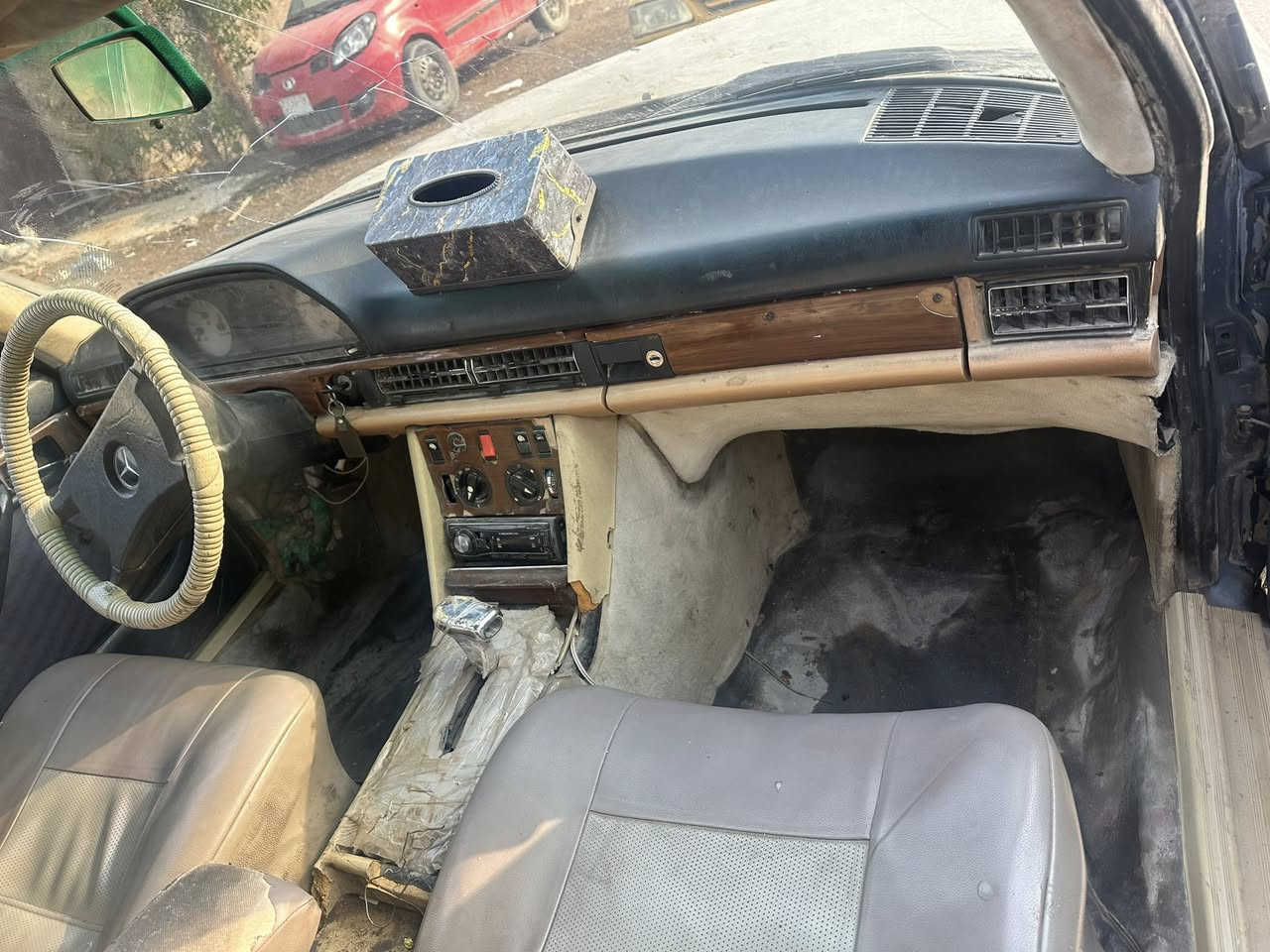 مديل 80محرك كير بطه بي خيط صدر امامي خلفي جديد باور جديد باتري جديد تم تاير رقم أنبار مشروع وطني تحويل مباشر سعر 15ورقه مكاني بغداد الهياكل وبيها مجال ‭0772 614 9946‬
