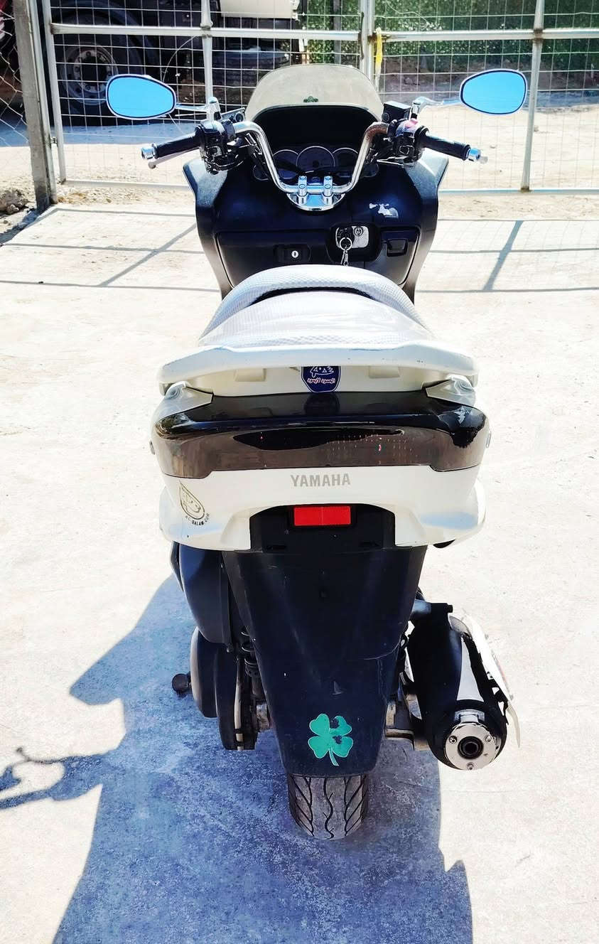 سلام عليكم شباب ماجستة دبل رون 
محرك بلادي دراجة أخت رمبة ماشية ٣١ بغداد دورة *********** سعر ٩٠٠ (ملاحظة وياهة كلج أمامي وخلفي وقايش)
