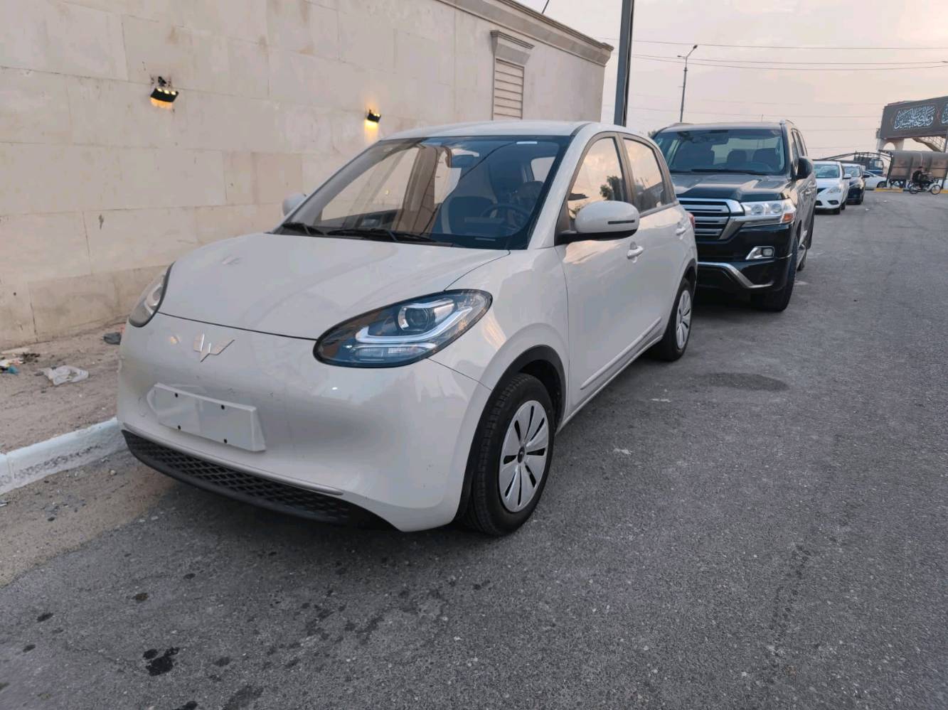 سيارة ولينج بينجو Wuling bingo 
موديل 2024 كهربائية بالكامل فقط ع شحن
تمشي 203 كم بالشحنة الوحدة 
ماشية حاليا 34 الف كم 
وارد صيني مكفولة دخول زيرو 
سعرها 95 ورقة و بيها مجال 