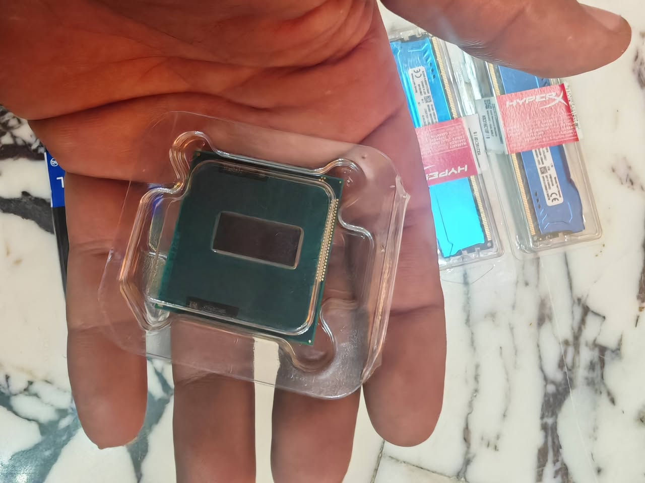 السلام عليكم رامات حاسبه 
مثل مشوفون بصور 
الي يفيدنه يدفعلنه سعر بلي يرضي الله للعلم ممفحوصات ولا انكلي هذا شنو الصور يمكم وشوفوهم


**إذا كنت صاحب هذا الإعلان وتريد حذفه لأي سبب، رجاءا أرسل رسالة إلى الدعم الفني**