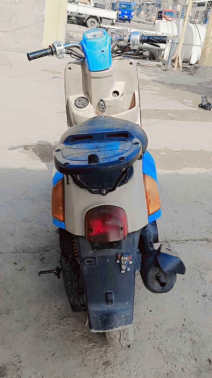 سلام عليكم دراجه بوليس كامله سلف كهربائيات كلهن شغالات نكره سلف لا تبخير لا تنقيص مكينه بلادي 49 اول فتحه الها  السعر 500وبيها مجال بكاني حي اور رقم ***********واتساب وتصال
