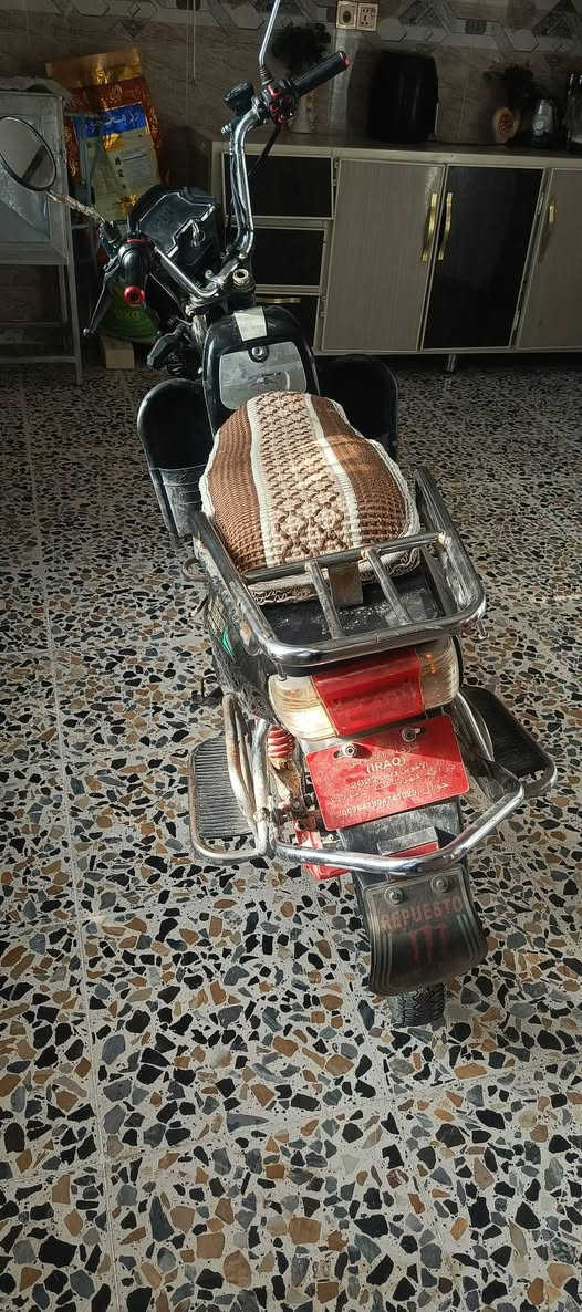 السلام عليكم
للبيع هارلي
 او امراوس بماكس عدله
 دراجه كلشي بيها نظيف البارحه بدلت كهربيات كامله
 ضفيرة جديده
 بطاريات جدد قبل شهر شادهن 
دراجه شرط الفحص
 السعر 400 وبيها مجال بسيط
مكاني الفلوجه السكنيه
***********
