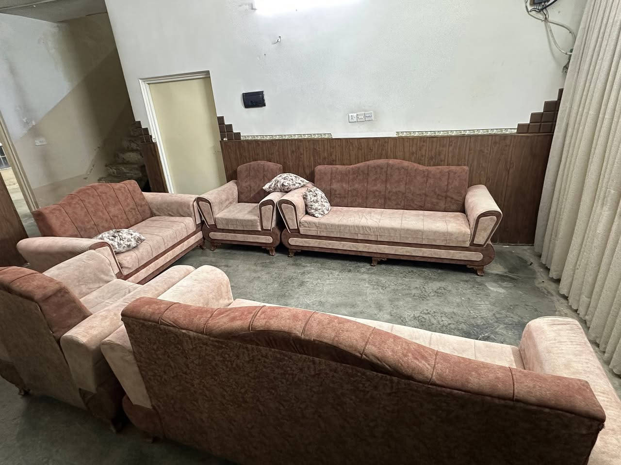 بوفروشتن
ده نه فه رى 
كه لار /جوتياران


**إذا كنت صاحب هذا الإعلان وتريد حذفه لأي سبب، رجاءا أرسل رسالة إلى الدعم الفني**