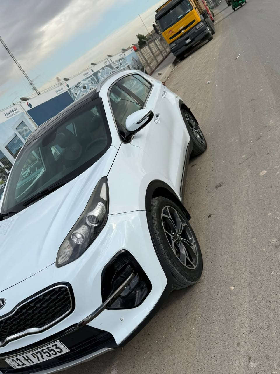 سلام عليكم كيا سبورتج 2019 جيتي خليجي ماشيه 107كم مبدل دعاميه او بنيد بدون دواخل او بيه طخات موضحه بالصور السعر 198او بيه مجال بسيط رقم ***********
