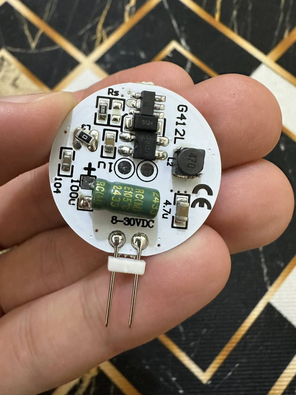 سلام عليكم الاحبة لد دائري انارة شمسية يشتغل على فولتيه من 8 الى 30 فولت متعدد الاستخدامات للتجارب للديكورات للسيارات للسفرات انارة كلش قوية سعر القطعة 2 موجود كمية منه يوجد توصيل لجميع المحافظات بغداد 5 والمحافظات 6 
تواصل وياي وتدلل اذا ما رديت عليك بالمنشور ادخل خاص لان التعليقات ما انتبه عليهن @led ليد


**إذا كنت صاحب هذا الإعلان وتريد حذفه لأي سبب، رجاءا أرسل رسالة إلى الدعم الفني**