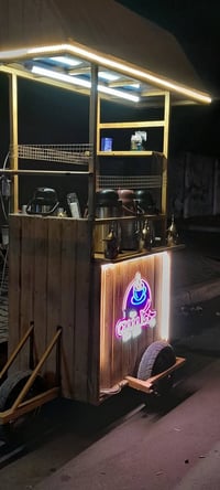 مرحبا اخوان مكلف بالنشر عربانه شاي وقهوه العربانه حاليا متروكه بس شي ر...