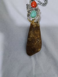 قلاده حجر  سلطاني    للبيع  07714323263