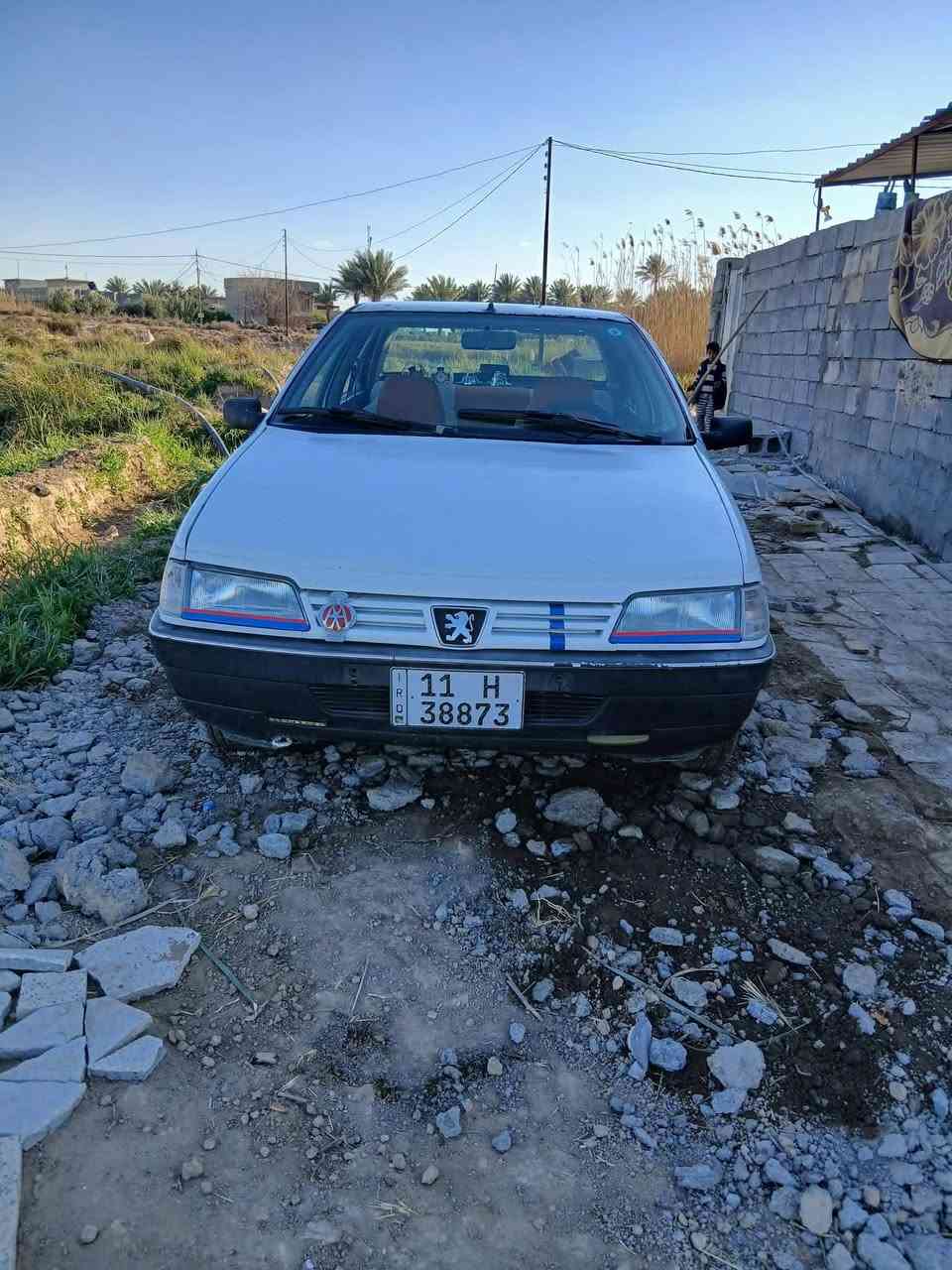 السلام عليكم سياره باسمي بلاديه جير ومكينه خير من الله مكفولات سياره 2010 سنويه لل 2030 سياره رقم انجليزي باسمي صفر غرامات مكان سياره ديالى خان بني سعد السياره كلها بلاديه رقم الهاتف ***********
