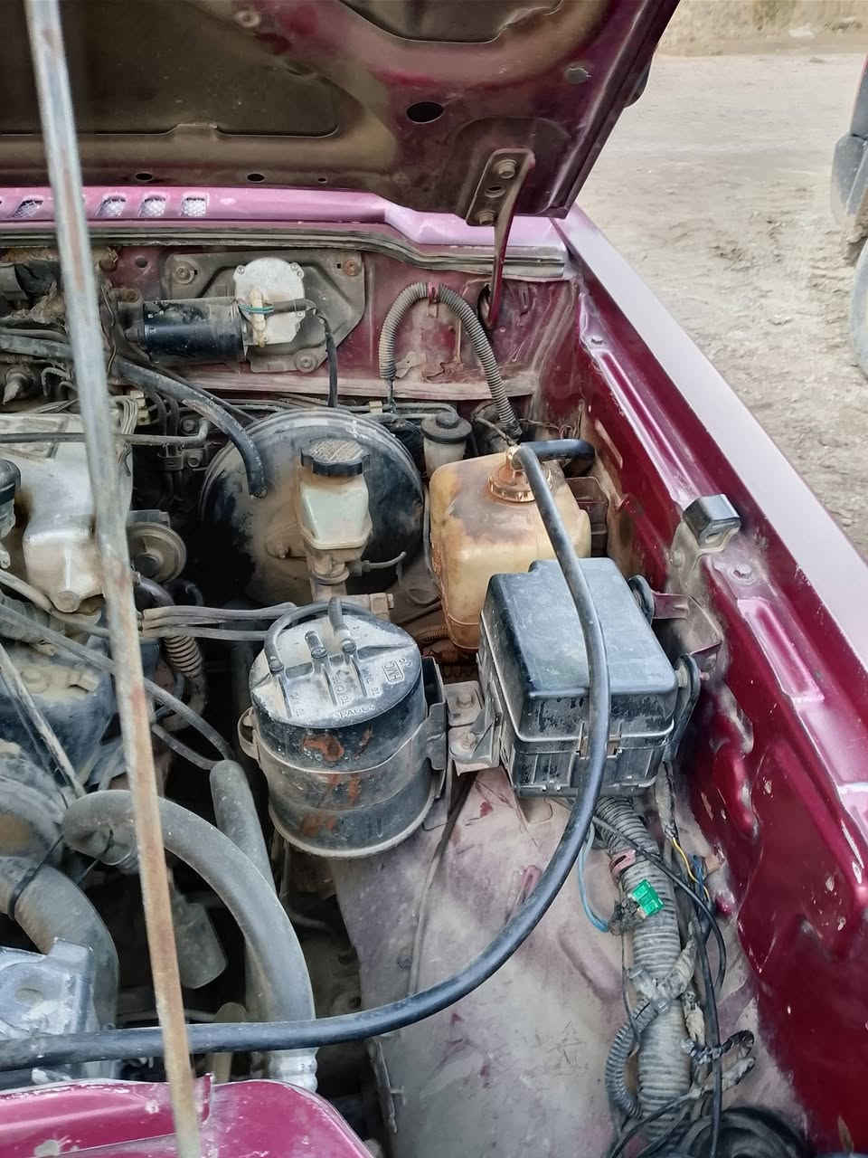 سلام عليكم من رخصت صاحب الكروب اعيدنشربسب العودالكاذبه سياره كالوبرالبيع اومراوس بسياره خصوصي بابل الحمزه الغربي *********** السعر45 وبيه مجال
