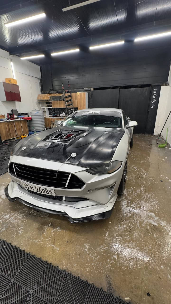 السلام عليكم
كل عام وانتم بخير
موستنك ٢٠١٥ محدث ٢٠٢٠
صبغ عام جماليه حادثها جاملغ خلفي وباب وجاملغ الامامي يعني ٣ قطع
رقم بغداد دولي جديد تحويل
بريميوم فووول سته ٣٧٠٠
كير محرك كفاله
ماشيه ٧٠ الف ميل فقط
شوته GT مفتوحه مختمه
ودبات بورلا 
برمجه وكت اوف
ستيرن كيجات
كيجات تراك بكج
بك لايتات دخانيه و٧ الوان متغير
شاشه جبيره 
داخل جلد
حداديه جديده
ادامه عامه من بلكات نوزلات عبوه كله جديد
تخم تاير و ويل جديد
بيها نواقص جداً بسيطه  فقط قفال صندوك وحلك كزوز خلفي 
السعر ١١٨ ورقه وبيها مجال لشراي
مكاني محافظه البصره وبالعافيه الي تصير من نصيبه رقمي ***********
