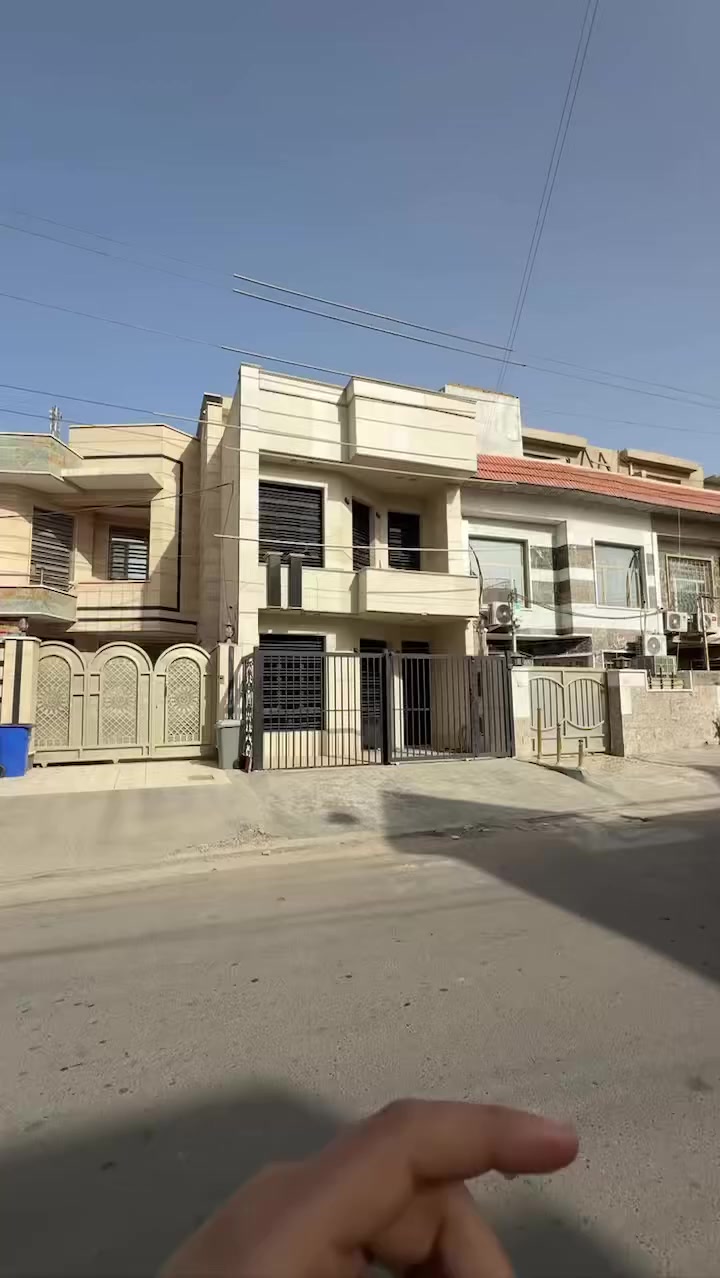 #بعد التحية والسلام
يقدم مكتب حلم الغد 
أجمل العروض
دار للبيع مساحة 50متر 

الواجهة ؛  5/50 م
النزال؛ 10 م 

يحتوي الدار صاله +مطبخ +2غرف نوم +حمام 

#موقع الدار السبدية مربع الاقتصادين 

للاستفسار الاتصال على الأرقام التالية 

***********
***********

#مكتب_حلم_الغد_للإستثمار_والتطوير_العقاري
لمعرفة العروض الاخرى
يرجى زيارة موقع المكتب الكائن 
#بغداد السيدية شارع الكويتي
