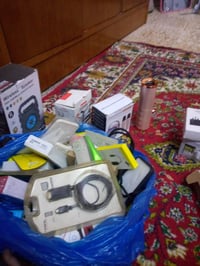 طقم إلكترونيات • ام بي ثري ×3 • نافورة شمسية