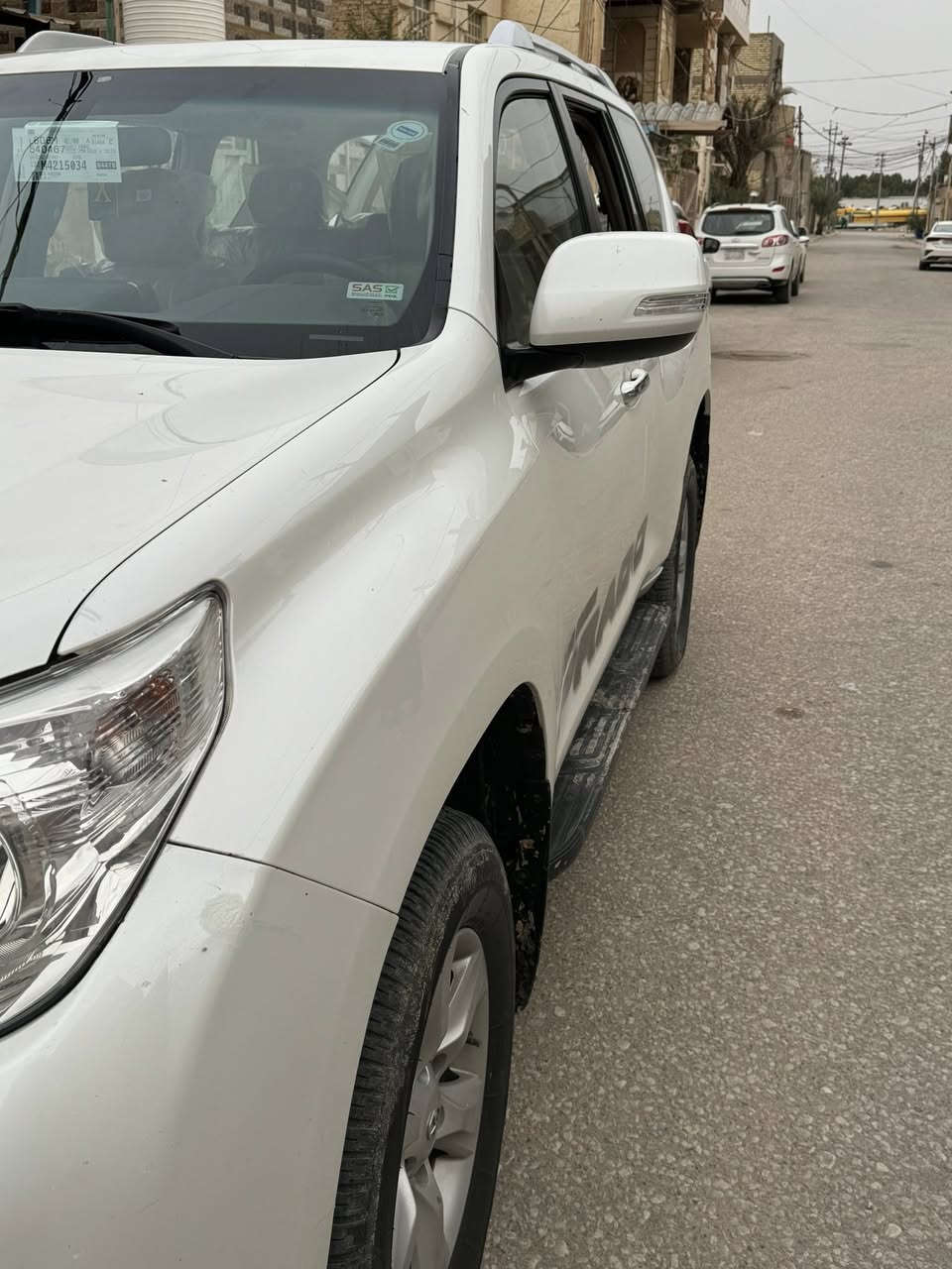 سلام عليكم برادو ٢٠١٣سياره جديده كلش  كارتون فول مواصفات واحد على واحد 6vسياره ماشيه ١٤٠سياره بسمي عارضها ٢٩٠بيها مجال بسيط اذا مراوس بيكب فور ويل او جكسارا تواصل وياي على رقم واتساب او خط ***********
