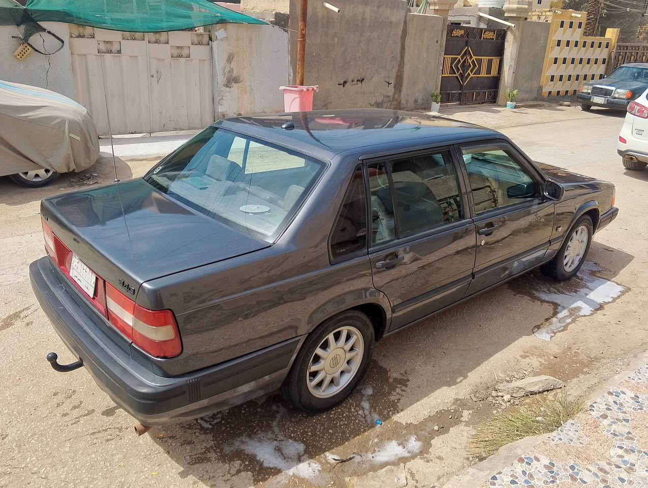 السلام عليكم ڤالڤو للبيع 940 موديل 93 مكينه وكير جدد بلاديات حدايده جديده تخم تاير جديد  ويل كب تبريد شغال 
غرفة جديده مكفولة من الضربه و الخياس رقم بغداد تحويل مباشر سنوية لل 2030 كهربائيات كلها شغاله ريمونت سنتر لوك مكان السيارة بابل الكفل ***********
