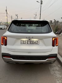 كيا سورنتو 2025 ماشية 26 مكفولة من الضربة والصبغ والتعديل وباقي الامور...