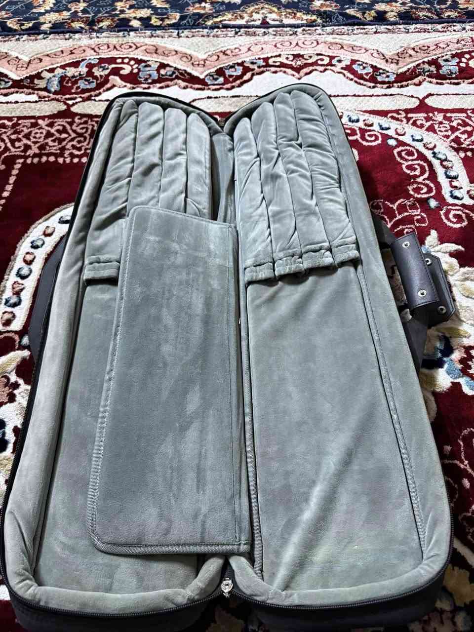 جنطه للبيع +جوك اصلي السعر 45معه التوصيل قفل من الخير  الاستفسار على الرقم ***********
