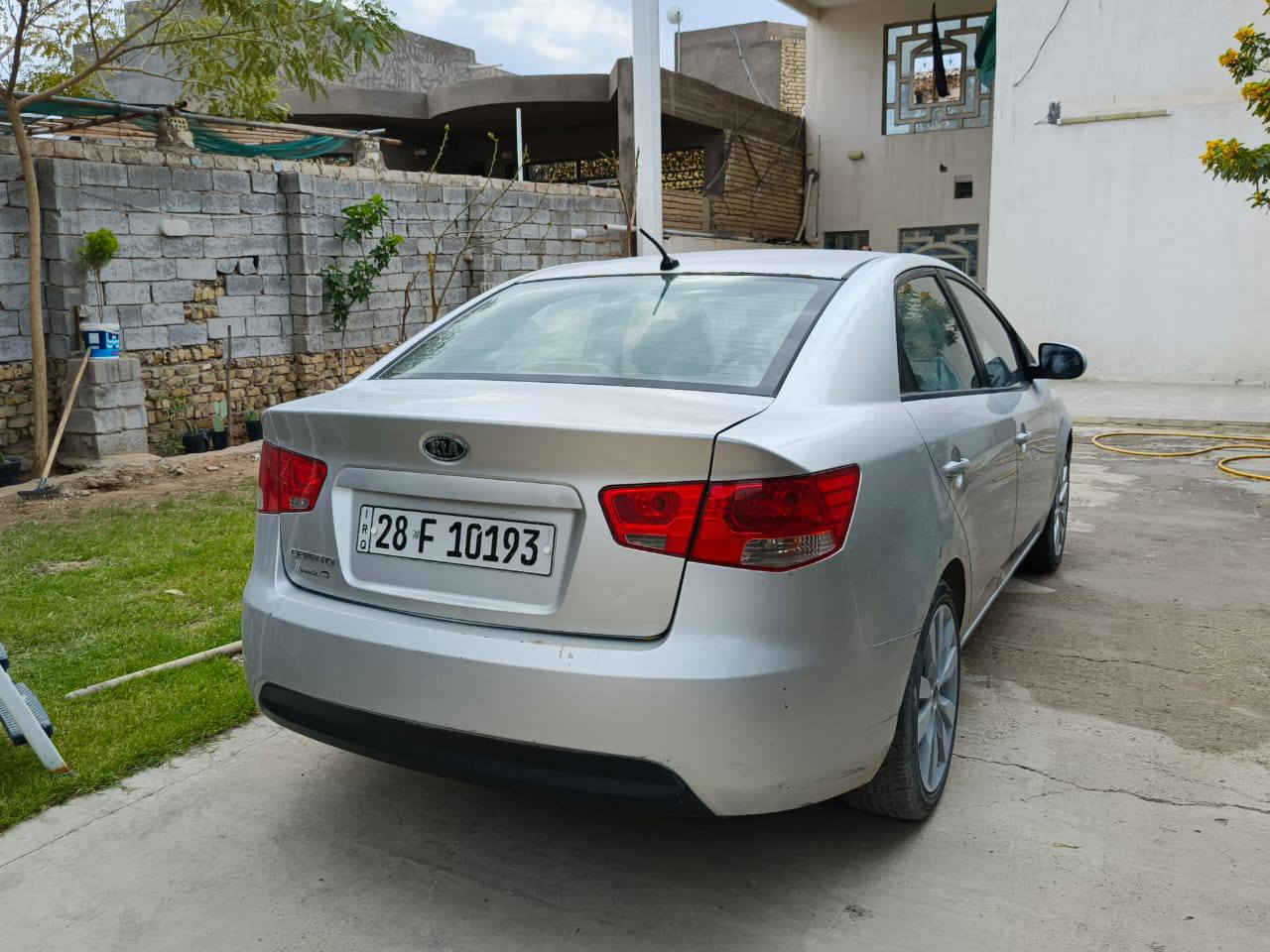 السلام عليكم 
سيراتوا موديل 12 رقم نجف كفاله عامه عدا بارد جدا قليل اوحالوب قليل بالجنطه والقمارة مو بارز كلش 
مكاني نجف ***********
السعر 92
