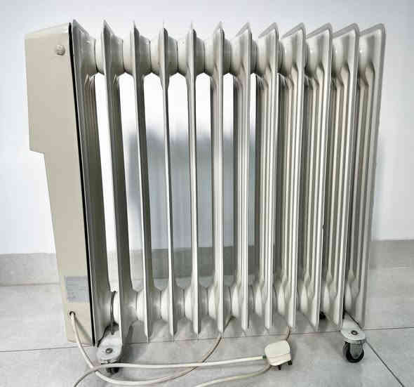 مدفاة زيتية ماركة SIEMENS الامانيه الاصليه بحاله جيده جدا حجم 12 خليه 

السعر 40 الف  

للتواصل على الرقم ***********
