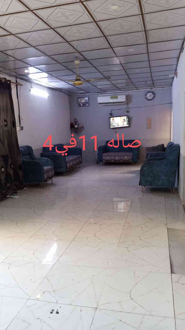 السلام عليكم
بيت للبيع مساحه 200 متر طابو زراعي قرار محكمة باسمي بناء حجر السقف عكاده الأرضية بورسلين كهرباء وماي وخط مولده شارعه 10متر يتكون من غرفتين وصاله واستقبال ومطبخ وتخاريج الموقع كوفه شارع المعمل قرب جامع الخزاعل يبعد عن الشارع العام 100 متر السعر 30وبيه مجال للاستفسار الاتصال على الرقم ***********
