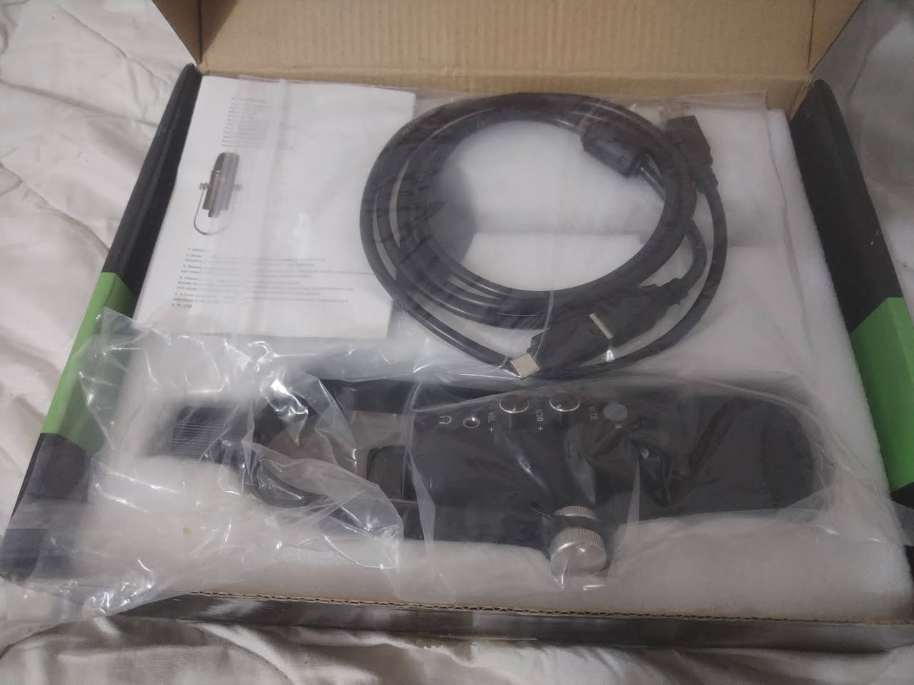 السلام عليكم متاح مايكرفون بروفشنال احترافي يحتوي على ازرار تحكم بلكتم واَالصدى والصوت ينفع للبودكاست والالعاب السعر ٣٥ الف مكان بغداد الشعله وعندي توصيل داخل بغداد


**إذا كنت صاحب هذا الإعلان وتريد حذفه لأي سبب، رجاءا أرسل رسالة إلى الدعم الفني**