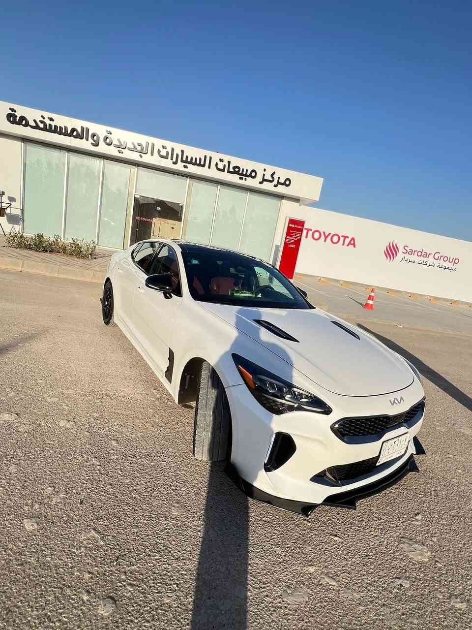 السلا عليكم
كيا ستنكر 2022 جيتي لاين 
معوقين باقي سنه وخمس اشهر تصير حره 
السياره فول مواصفات ومناقصهه شي كدامك الصور والسونار معروضه ب17وبيها مجال وترهم مراوس ماشيه 55الف رقمي ***********
*********** مكاني بغداد حي الجزيره

