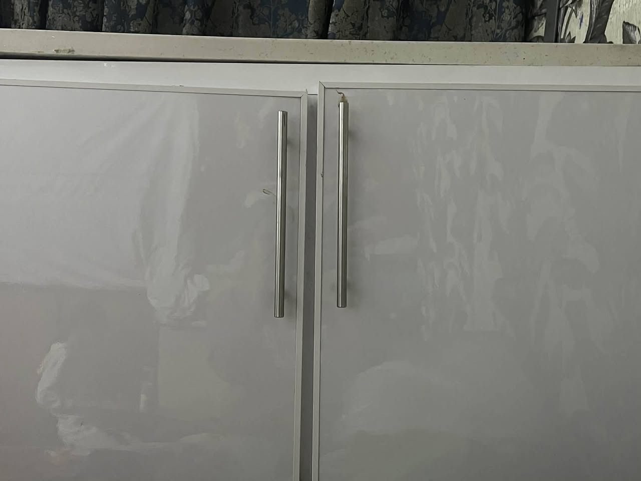 كاونتر ملحق العدد ٣ مع سنك مرمر ٢باب السعر ١٨٠ وبي مجال المكان بغداد الكاونتر جديد استعمال اقل الشهر


**إذا كنت صاحب هذا الإعلان وتريد حذفه لأي سبب، رجاءا أرسل رسالة إلى الدعم الفني**