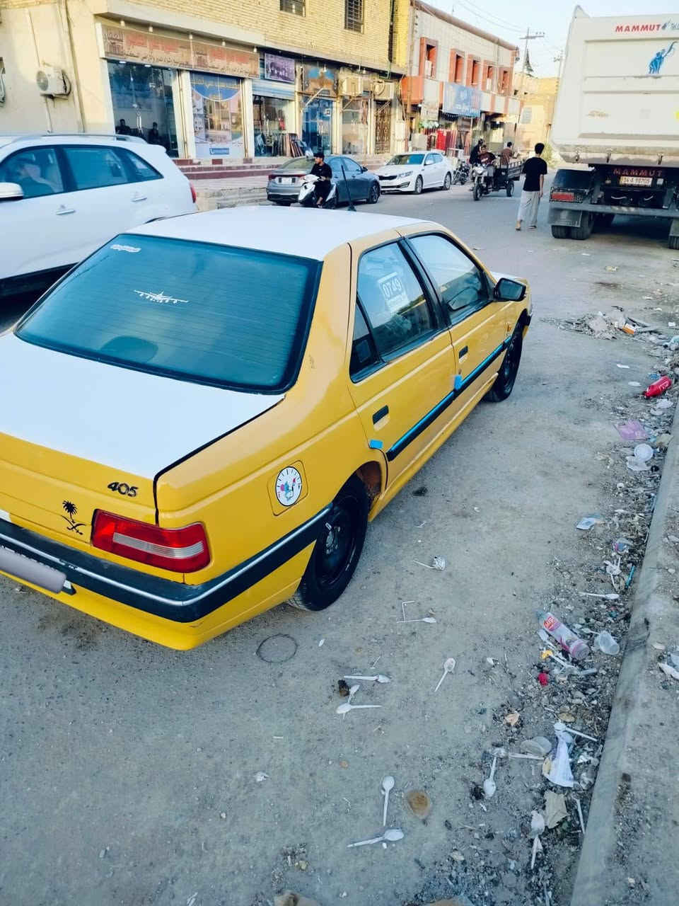 بيجو 405 /موديل 2016
سيارة جاهزة تبريد ذثلج طخم تاير باتري جديد 
كهربائيات كلهه شغله 
سيارة بيهه ضربه بل جنطه خفيفه 
تجي وتشوف احله من الصورة 
عوزها ملاحضات قليلة كلش سيارة خير من الله 
رقم انكليزي بصره راعيهه يريد تحويل 
بكاني ناصريه مركز 
السعر 33او بيهه مجال بصيط


**إذا كنت صاحب هذا الإعلان وتريد حذفه لأي سبب، رجاءا أرسل رسالة إلى الدعم الفني**