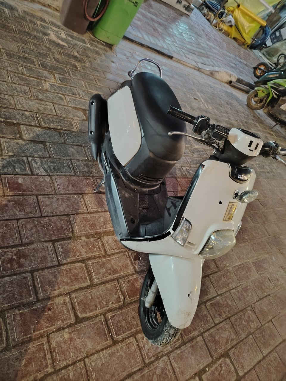 بوليس نوزل مراوس دراجه نضيفه كلش شعدك نزل


**إذا كنت صاحب هذا الإعلان وتريد حذفه لأي سبب، رجاءا أرسل رسالة إلى الدعم الفني**