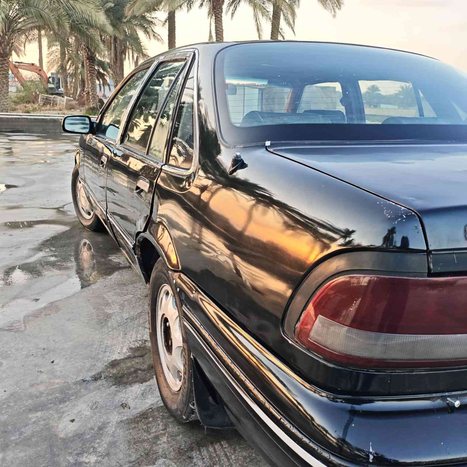 السلام عليكم برنس للبيع موديل 94 رقم بابل انكليزي سياره مال جناي جاهزه من كلشي كير ومحرك كفاله كهربائيات كله شغال دواخلها تخبل هزه ماساقطه يعني كبل تحول مكان السياره بابل الحمزه الغربي سعرها ب26وبيه مجال بسيط للطيبين للاستفسار
***********
