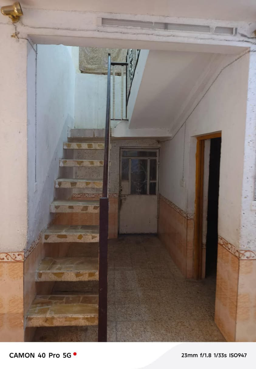 بيت 🏠 للايجار 200م
السعر  250

الموقع 📌 حي النداء قرب شارع جامعه الكفيل

 يحتوي غرفتين و مطبخ و صاله وصحيات  
بدون استقبال 

للتواصل 
***********
