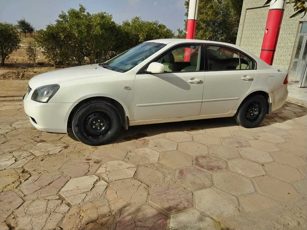 سلام عليكم اوبتيمه للبيع 2008 بيه جاملق امامي بيه ضربه خفيفه اسعر 118 هاذه رقمي ***********
