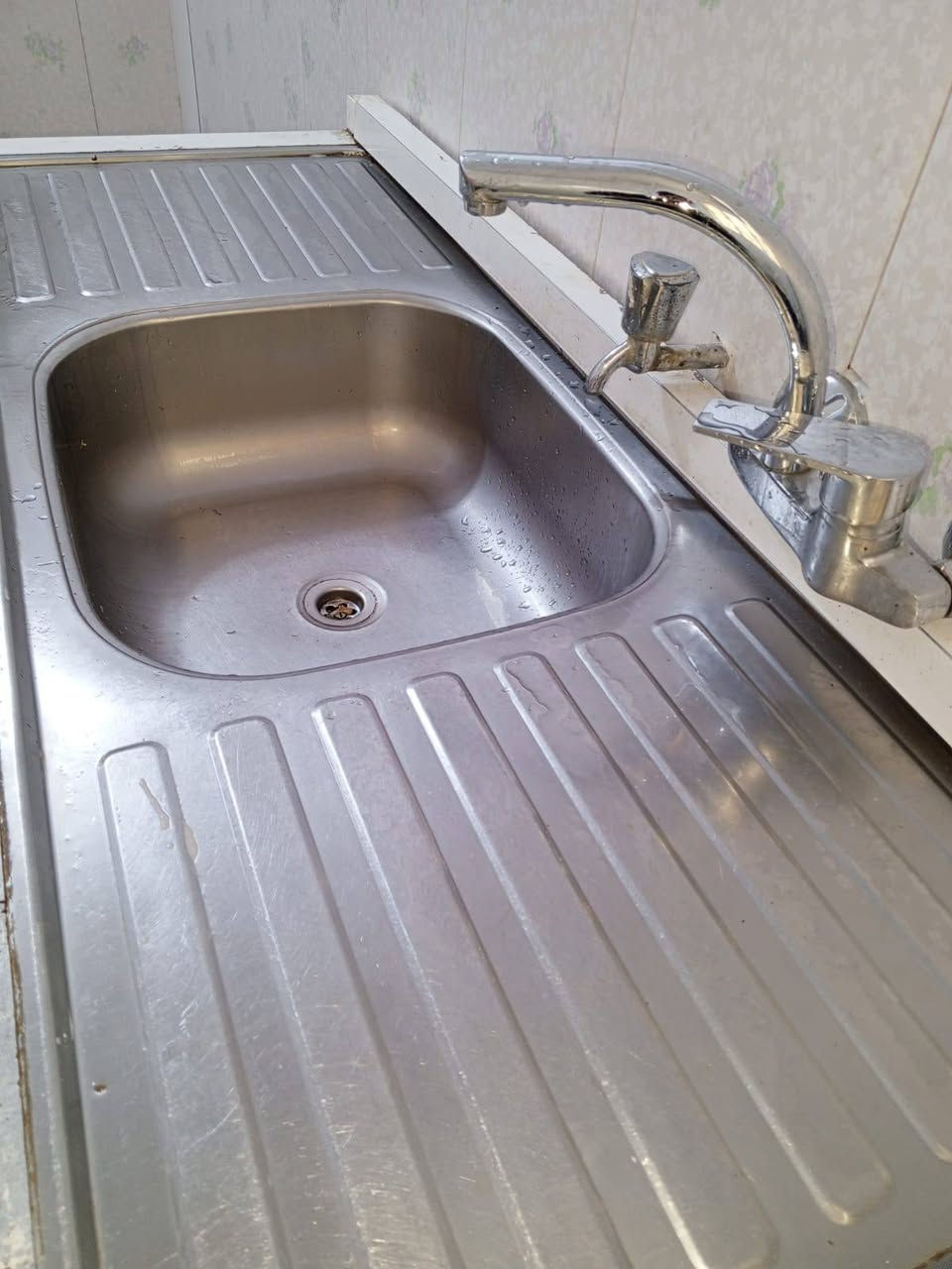 سنكي مع ملحق النجف, العراق


**إذا كنت صاحب هذا الإعلان وتريد حذفه لأي سبب، رجاءا أرسل رسالة إلى الدعم الفني**