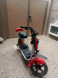 ،، دراجه شحن حجم ١٤ اربع بطاريات نظيفه بحاله جيده ، السعر ١٥٥ الف وبيه...