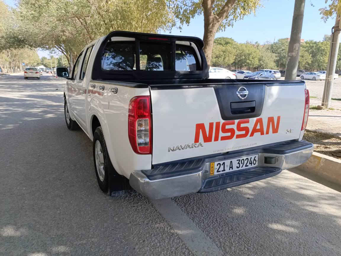 نیسان ناڤارە مۆدێل 2009
رەسمی سۆنەرەکەیم داناوە 
بەشەرتی گێر و مەکینە
٣٠٠ هەزار ڕۆیشتووە
سەنەویەکەی تاوەکو مانگی ٣ی ٢٠٢٧ تازەیە 
نرخ 109 گەلا 
ناونیشان کەلار 
ژ.م :  *********** كالار, السليمانية
