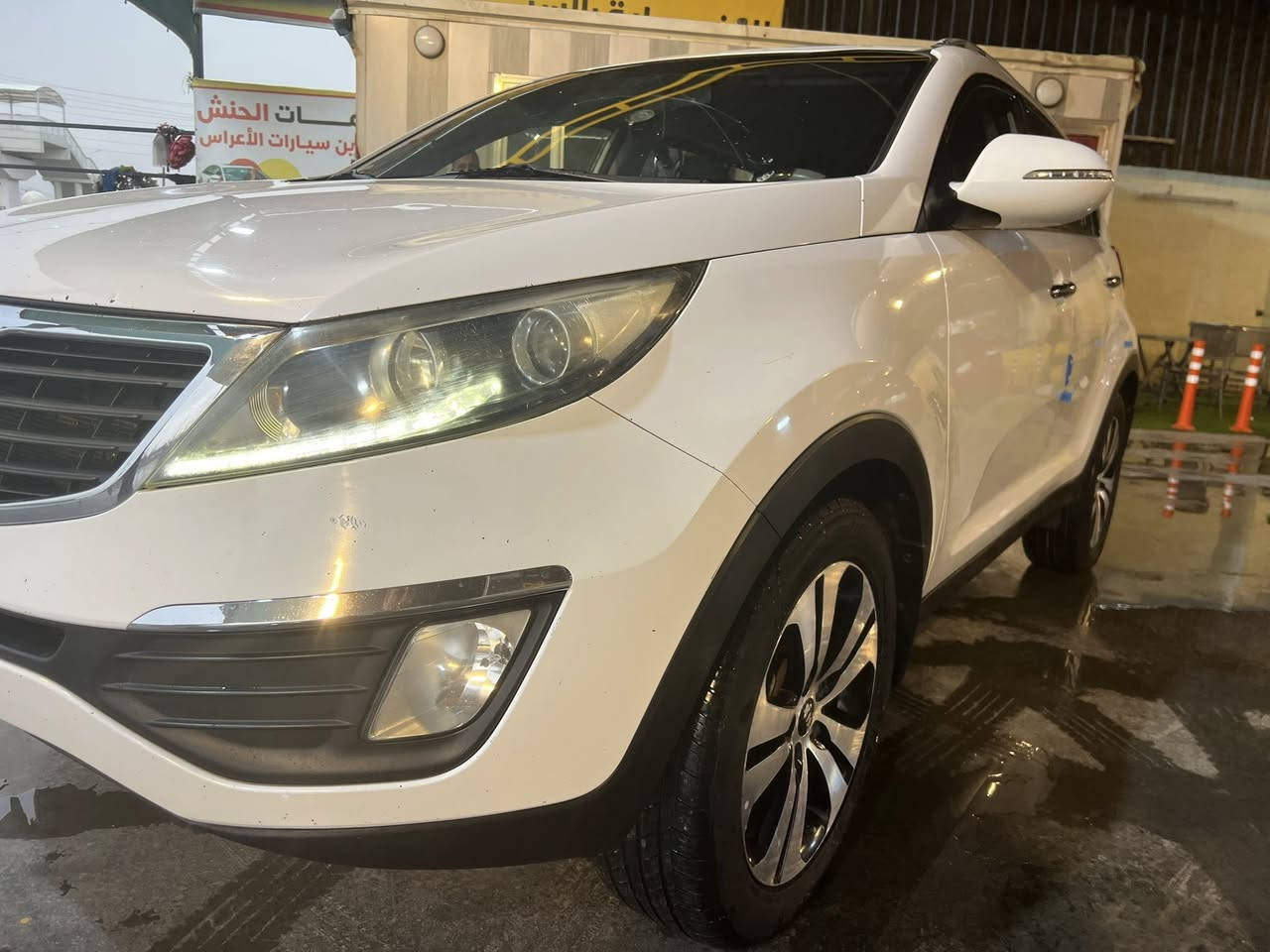 السلام عليكم كيا سبورتج 2012 وارد خليجي
سياره مكفوله كفاله عامه حته الدعاميات 
جديده بمعنا الكلمه 
مكينه حداديه تبريد❄ تخم تاير 
سياره فول مواصفات عدا الفتحه 
حساسات اماميه خلفيه
تحكم ستيرن جهتين
سياره مال جناي ما بيها نقص برغي
رقم  بغداد بسمي  
العنوان:بغداد التاجي 
الرقم: ***********
