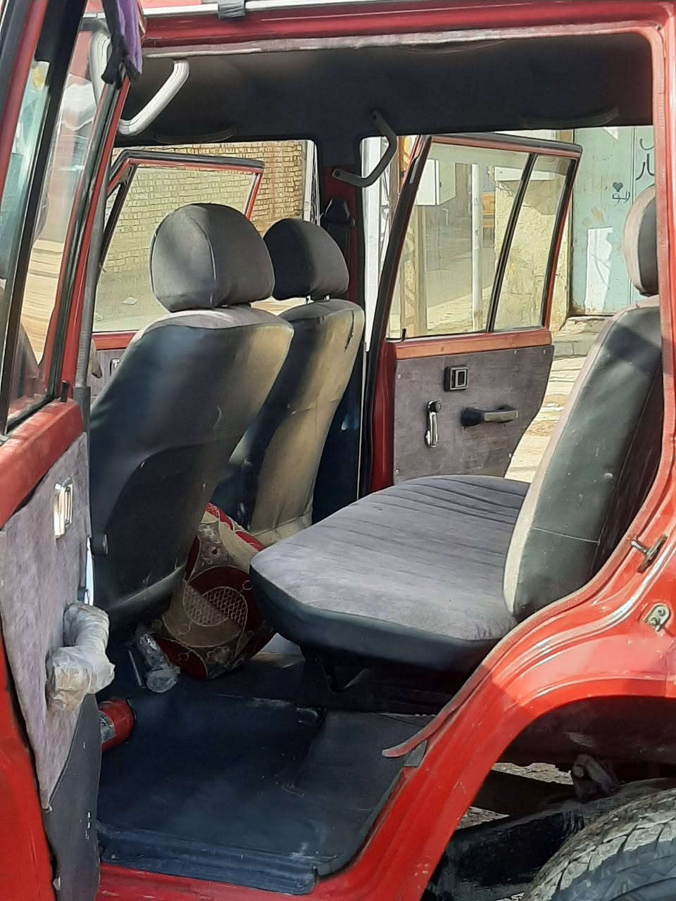 *********** ***********
