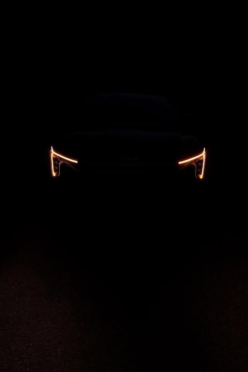 كيا K4 2025  رقم بغداد بسمي حادث بنيد فقط مبدل بدون ايرباك بعدهي زيرو ماشيه4000 الاف
المواصفات : بصمة  / هندبريك دكمة / شاحن وايرليس / لايت LED  / مكينة 2000 دوش / شاشة كبيرة متصلة ديجتال   / اوتو هولد / LED امامي وخلفي / قيادة ذاتية / كامرة دوارة / رادار تعديل مسار / اوتو بريك / مود درايف / تحكم ستيرن / كروس سرعة /مانع انزلاق / بلوتوث / / USB / كشنات جلد ابيض 

مكاني بغداد الدوره

السعر185$  ومجال حق الجية

للتواصل والاستفسار :***********
