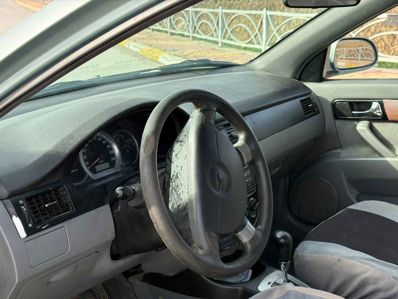 اوبترا موديل 2006 رقم نينوى بسم الشرعي الي يبيعك
السيارة حلوه حيل كير اوتو شرط محرك شرط السيارة حلوه حيل ضرر رش ملاحظات فقط الصور قبل الرش بل منشور 
السعر 70 وبيه مجال بصيط 
العنوان موصل كيارة
اتصل و ادلل
***********
