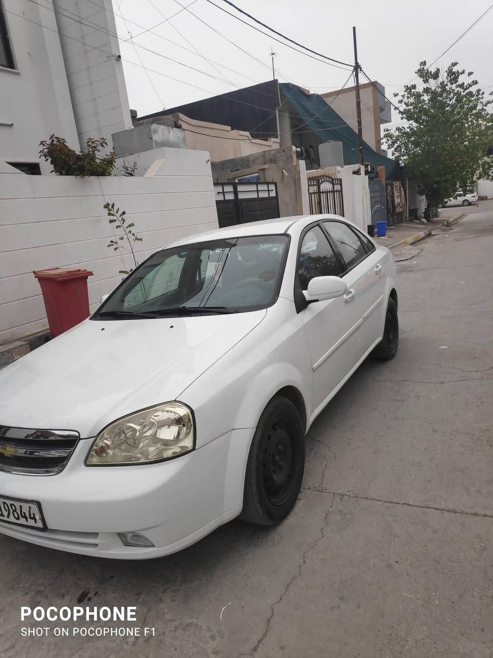 سلام عليكم 
سياره اوبترا موديل 2012 للبيع
كير عادي 
سياره مكفولة من حيث المحرك والگير والكهربائية 
والتدفئة والبريد 
على أيدي من ال 2013 لحد هسه 
السياره شرط التحويل باسمي
بيها دفتر بانزين 
سعر السياره 77 ورقه
عنواني كركوك 
للاستفسار اكثر عن التفاصيل الاتصال على رقم ***********
