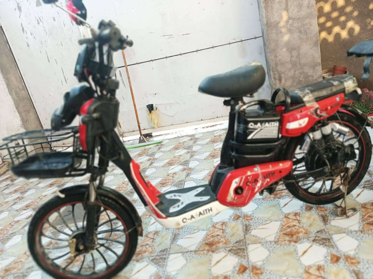 دراجة شحن للبيع
سعر 200 لتواصل ولأستفسار ⬇️
***********
