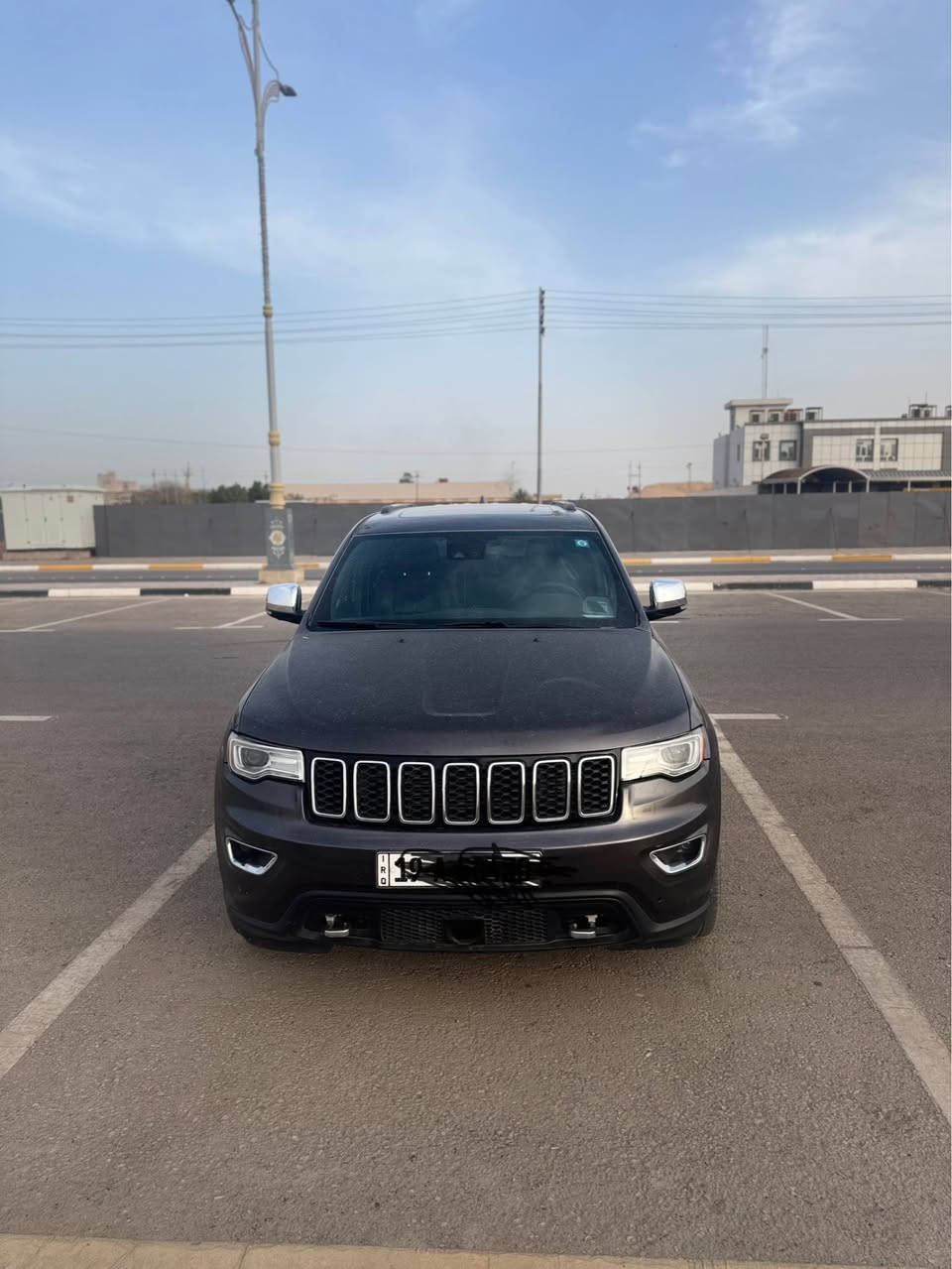 جيب اوفر لاند 2017  6 سلندر 3600 حادث موضح بلصور من امريكة  ماشية 70مواصفات الأوفر لاند معروفة يعني فوووول خنك للأخير ستيرن كشنات كهرباء جلد تدفئة تبريد حته المقاعد الخلفية ستيرن كهرباء + هيتر شاشة وتحكمات جكات تصعد وتنزل السيارة فور ويل شفتات ستيرن رادارات ومانع تصادم وحساسات خلفي وامامي وكامره مواصفاته متخلص سعره 178 ماكو هيج سعر بلسوك اوفر لاند رقم كربلاء ومكانة كربلاء جاهزة ونضيفة *********** بي واتساب كربلاء, العراق
