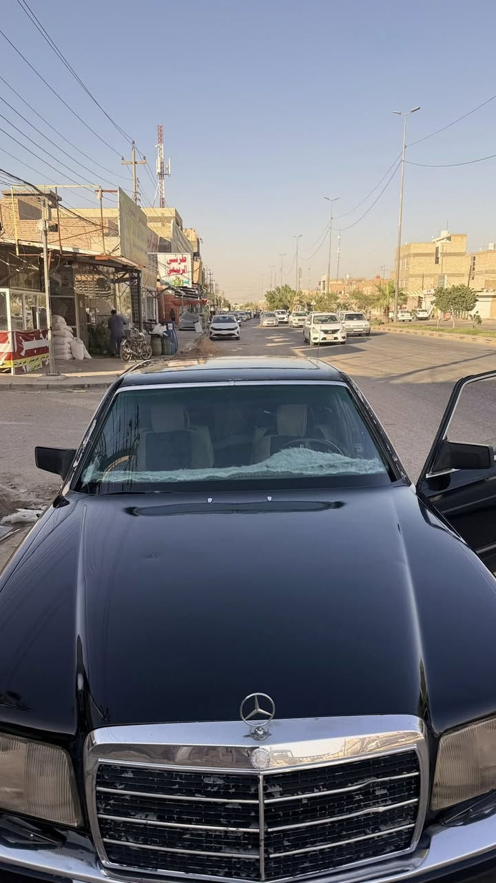سياره مارسدس رىاسي باب قصيره تبريد فول مكينه بطه حداديه. خير من الله صبغ عام سعر39 وبيها مجال رقمي ***********
