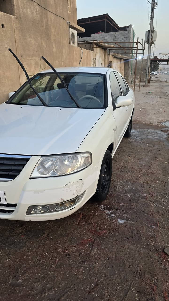 للبيع فقط نيسان صني وارد خليج 2012 رقم انكليزي بأسمي  اللو صدفي
السيارة بيهة قطعتين تبديل البنيد والمدكر الامامي ولخلفي ضربة بسيطة اللون صدفي مكينة كير جدد تبريد شغال كاملة 
السهر 80 بيهة مجال للشراي فقط
الهاتف ***********
مكاني بصرة دور الضباط
