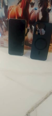 ايتل A70 • ١٢٨ • شاشة مكسورة